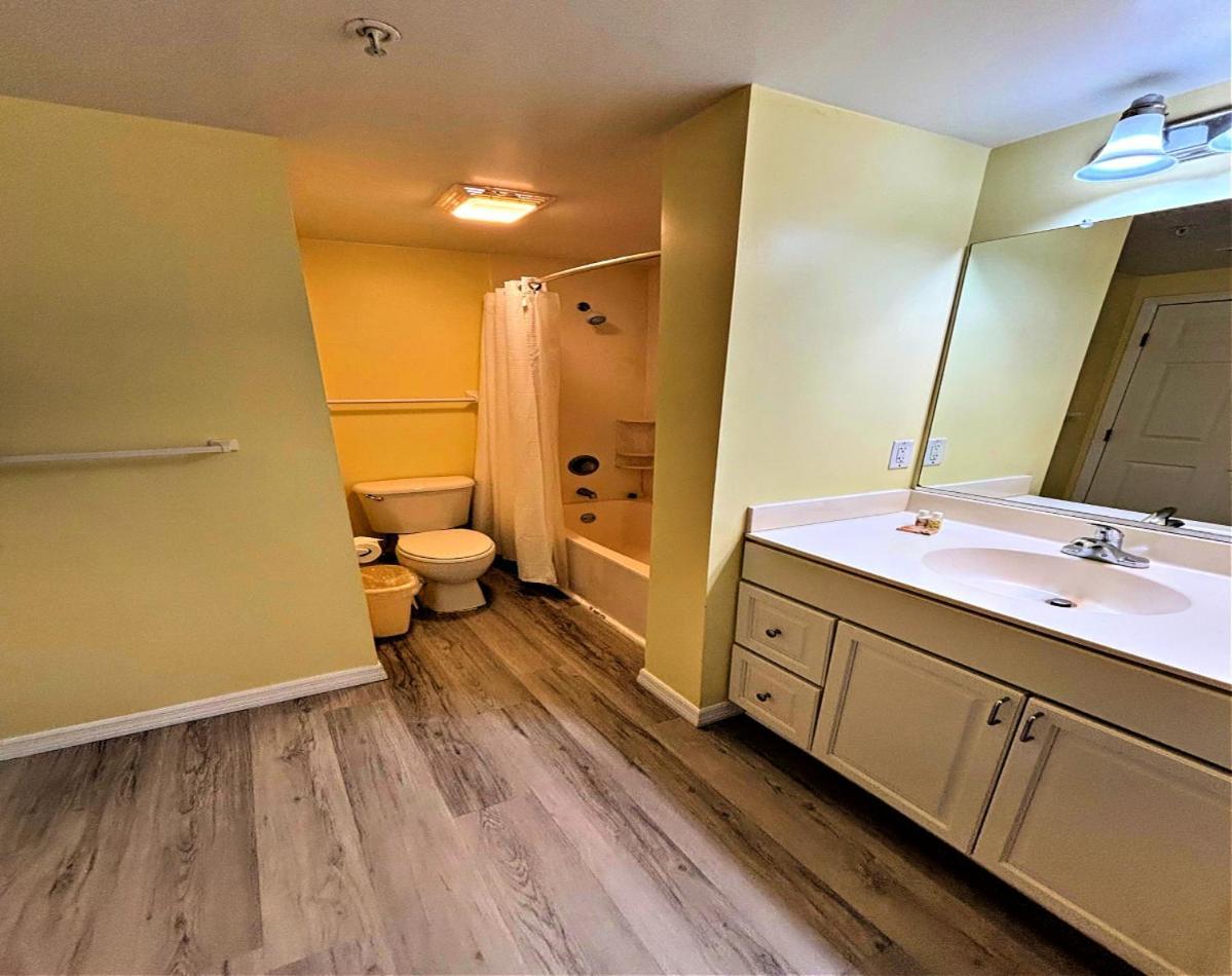 1 Bedroom Direct Oceanfront Condo Wyndham Ocean Walk Resort - Daytona Funland 703 데이토나 비치 외부 사진